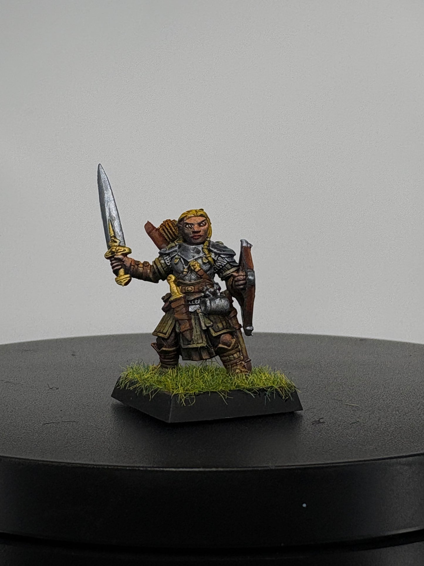Handpainted Pathfinder: Valeros, Iconic Fighter (2E)